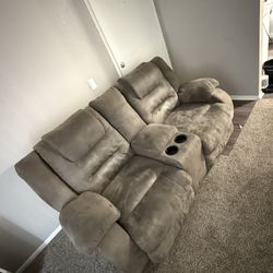 Recliner,sectional 