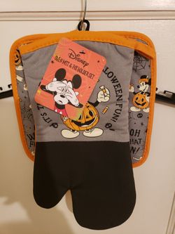 Disney Mickey Kitchen Pott Holder & Glove Set New