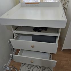 Crib, crib mattress, changing table