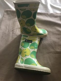 Aigle Girls Rainboots size 22/US5.5/6