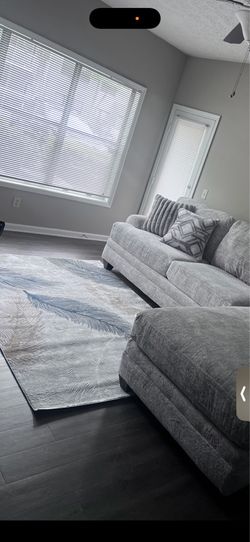 5x8 Area Rug ONLY