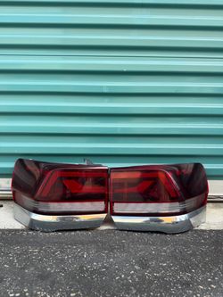 Volkswagen Atlas 2020 2021 2022 .. 2023 2024 2025 Left Side / Right Side Tail Light OEM
