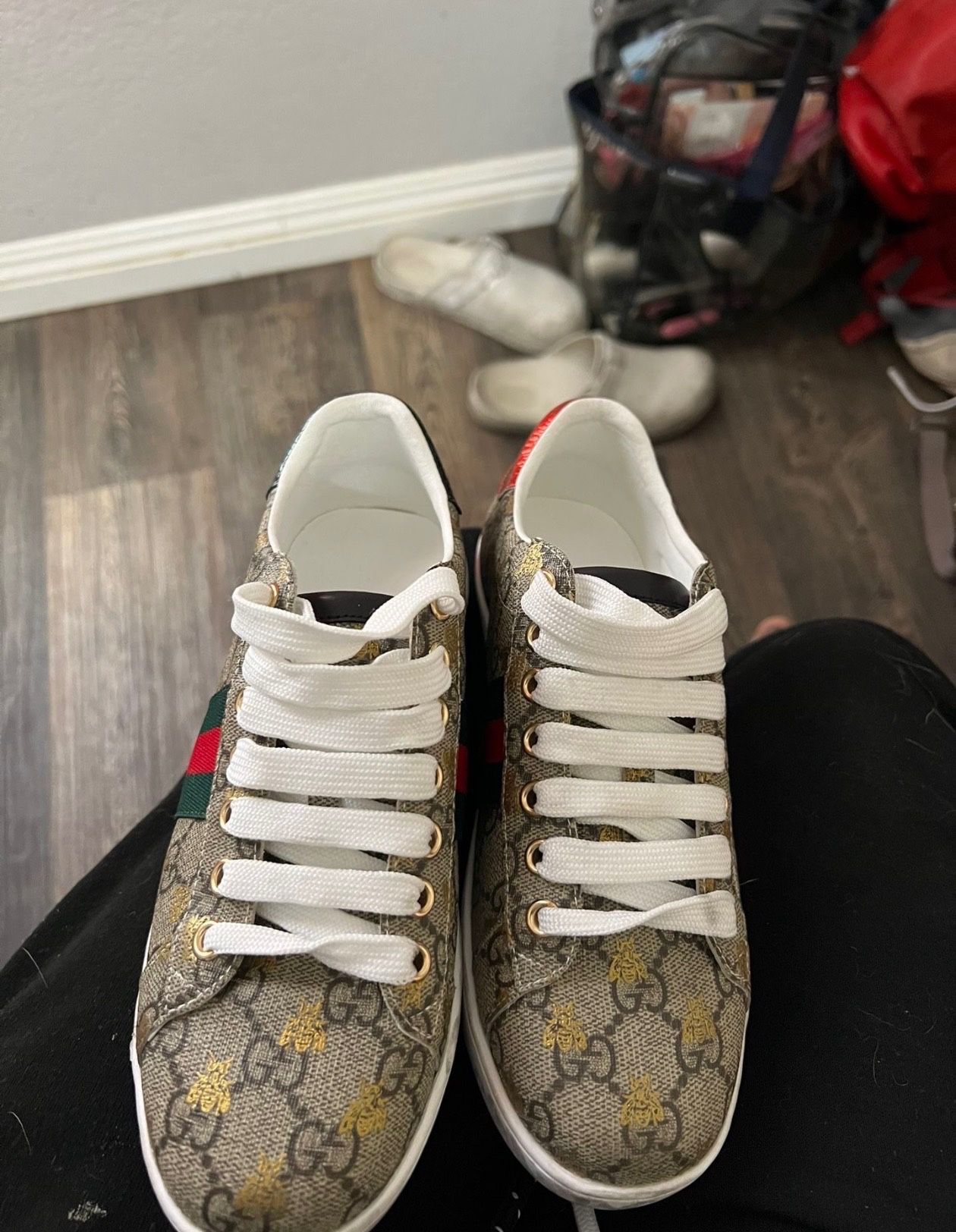 Gucci Shoes Size 8 Pickup Only
