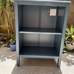 Lightweight Cabinet With Adjustable Shelf