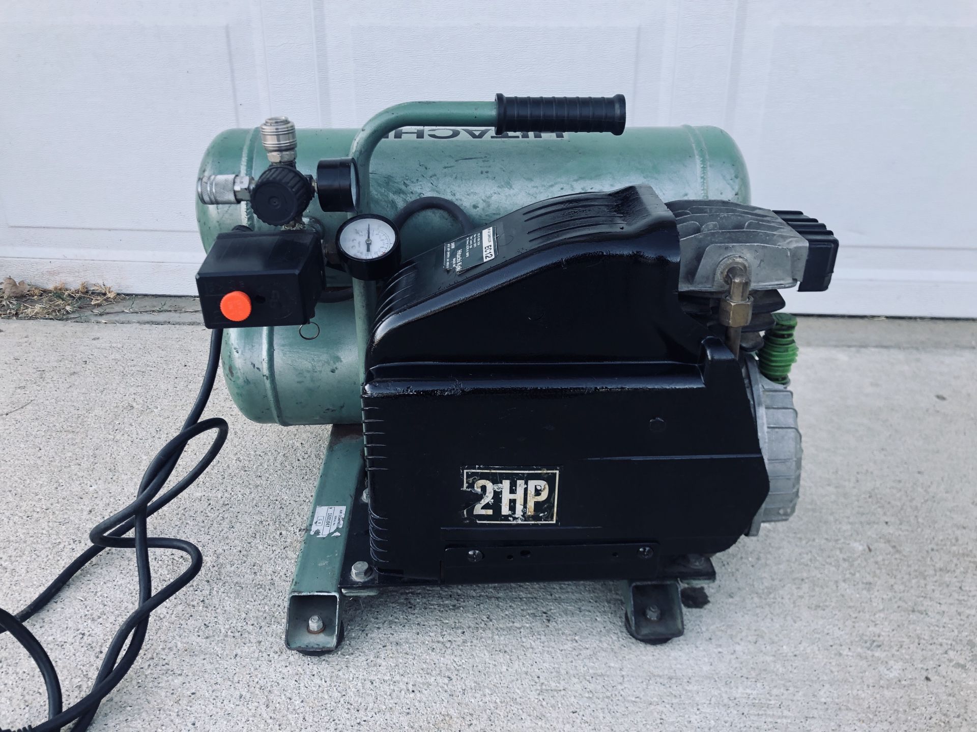 Hitachi Air Compressor