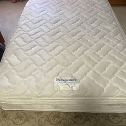 Queen Pillow Top Mattress
