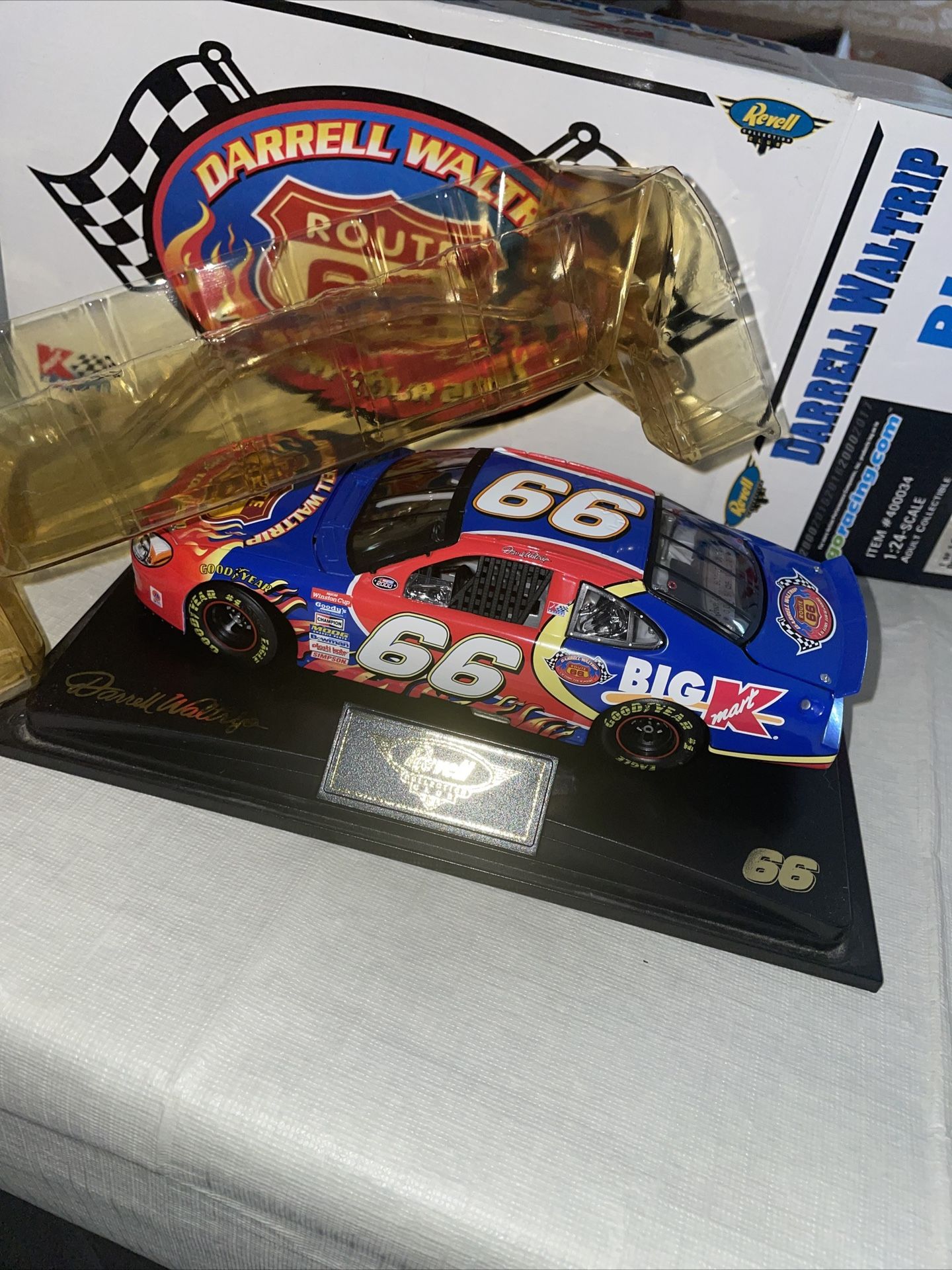 Revell Darrell Waltrip Victory 2000 Route 66 Diecast Ford NASCAR 1:24 k mart