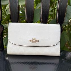 Coach wallet