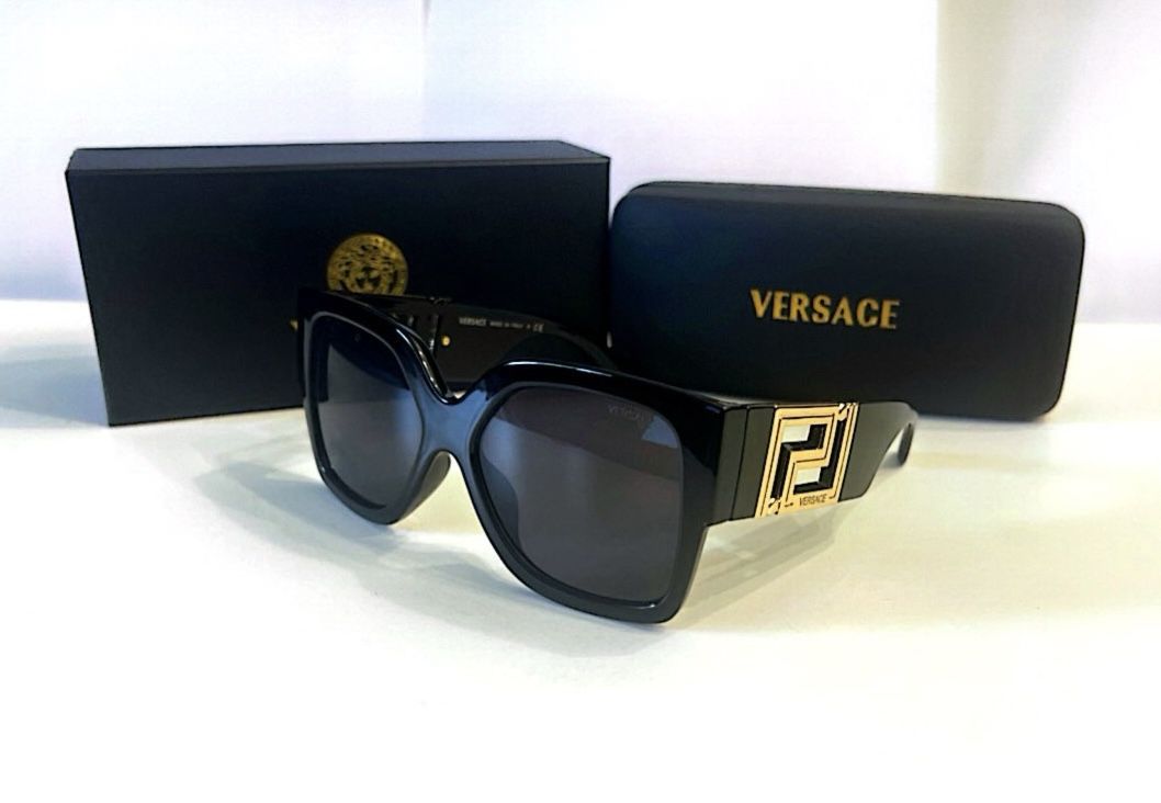 New Versace Square Black For Women