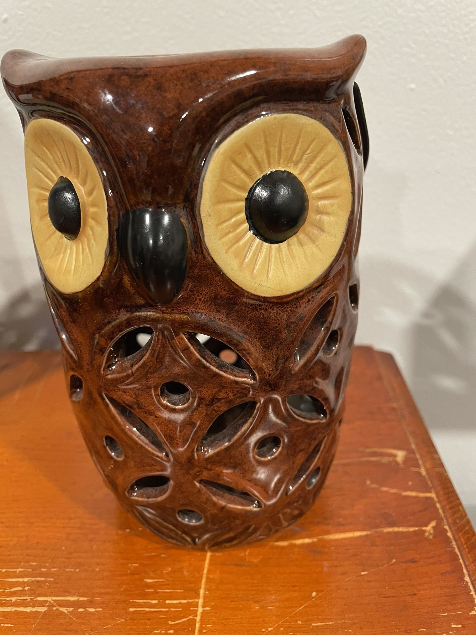 Queen Anastacia Martin Candle Holder