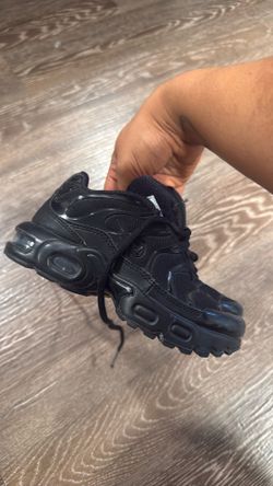 Kids Nike Sneakers. Pick up only