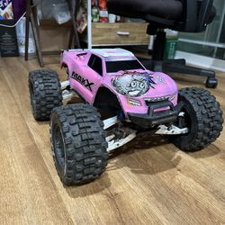 Heavily modded traxxas maxx