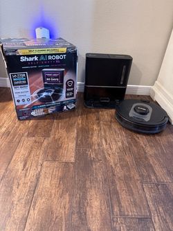 Shark AI Vacuum Robot