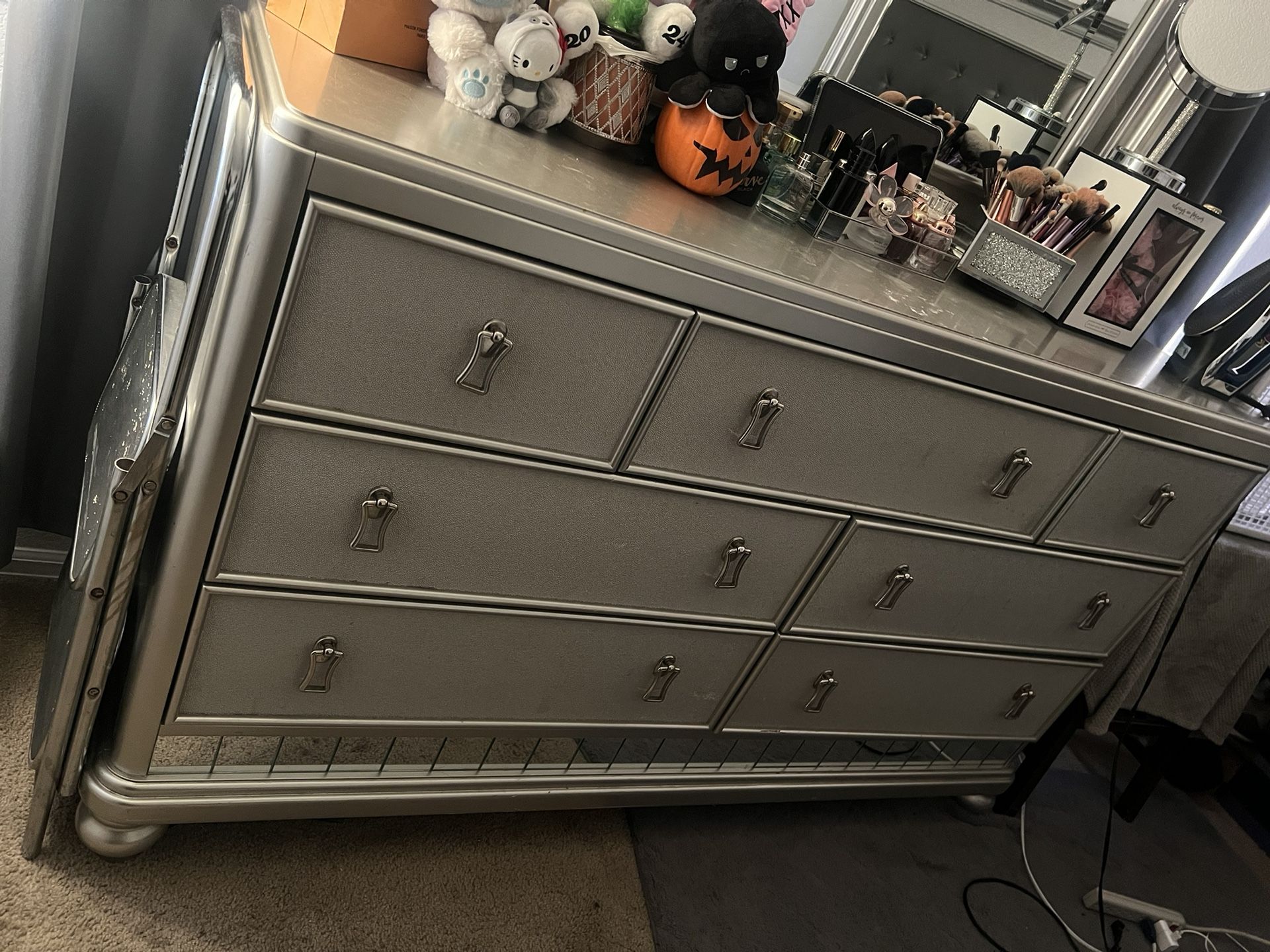 Grey Dresser