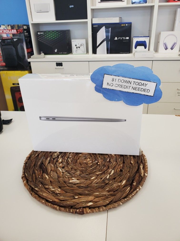 ๐ Power & Portability โ MacBook Air 13" M1 Laptop (256GB) Only $629!