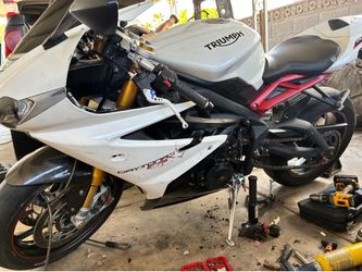 Triumph Daytona, 675R