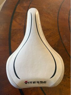 Vitesse Racing Bike Seat