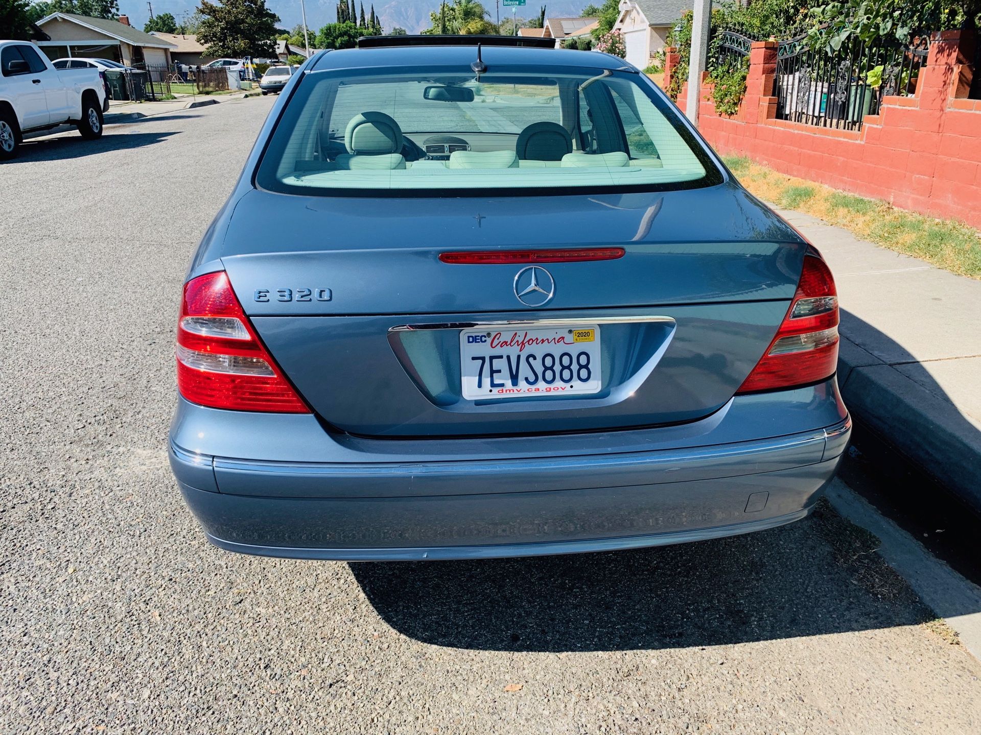 2003 Mercedes Benz e320