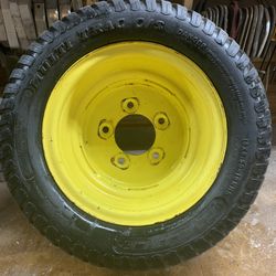 John Deere Tire/ Wheel
