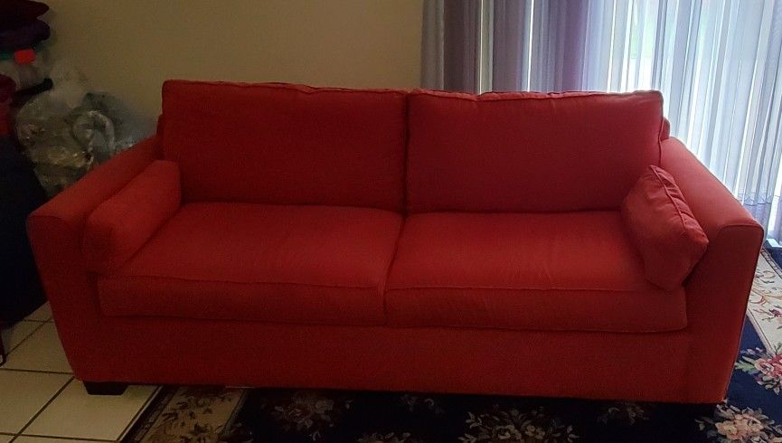 Havertys Contemporary Queen Sleeper Sofa