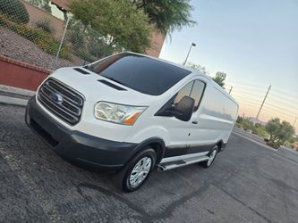 Ford Transit 250
