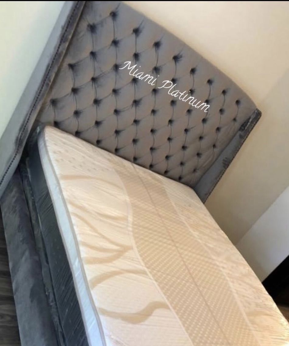 Queen Bed 🛌 With Mattress/// Financing Available