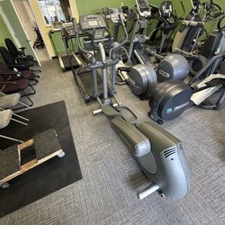Life Fitness  91x. Elliptical 