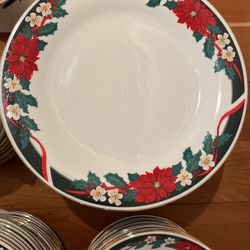 Deck The Halls Fine China