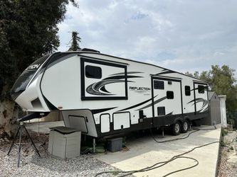 2021 Grand Design Reflection