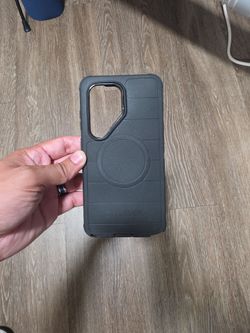 OtterBox Defender Phone Case Black
