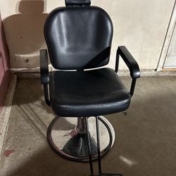 Salon Chair for Sale in Apple Valley, CA OfferUp