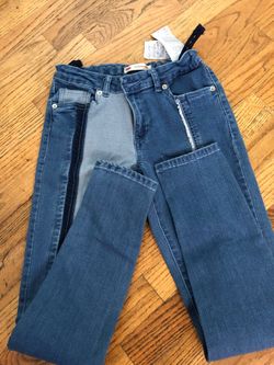 Girls jeans new Levi’s size 14