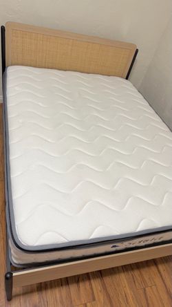 Queen Bed with Mattress