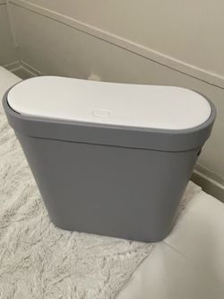 Trash bin