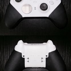 Xbox Elite Series 2 controller