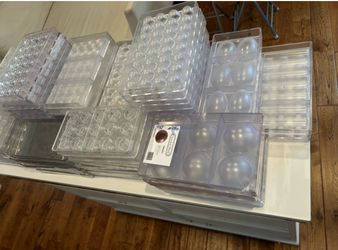 Chocolate World and Martellato Polycarbonate Chocolate Molds