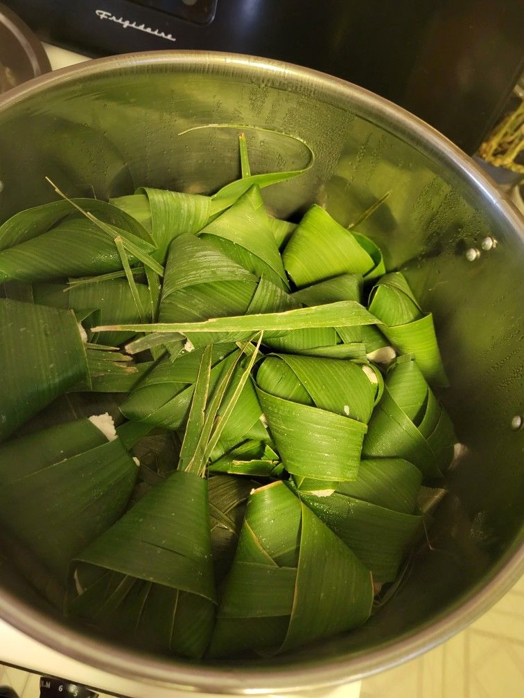 Corundas enbueltas En Hoja De Carrizo