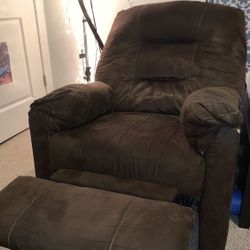 Brown Recliner! As Is