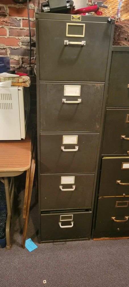Filing Cabinets, Metal