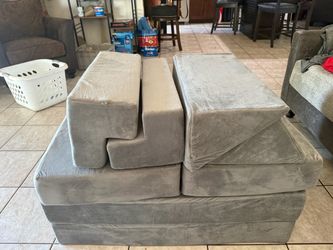 Kids couch nugget (19 piece) memory foam