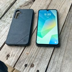 Samsung Cellphone Unveiled To Anyone Comes With Case 150 With Charger