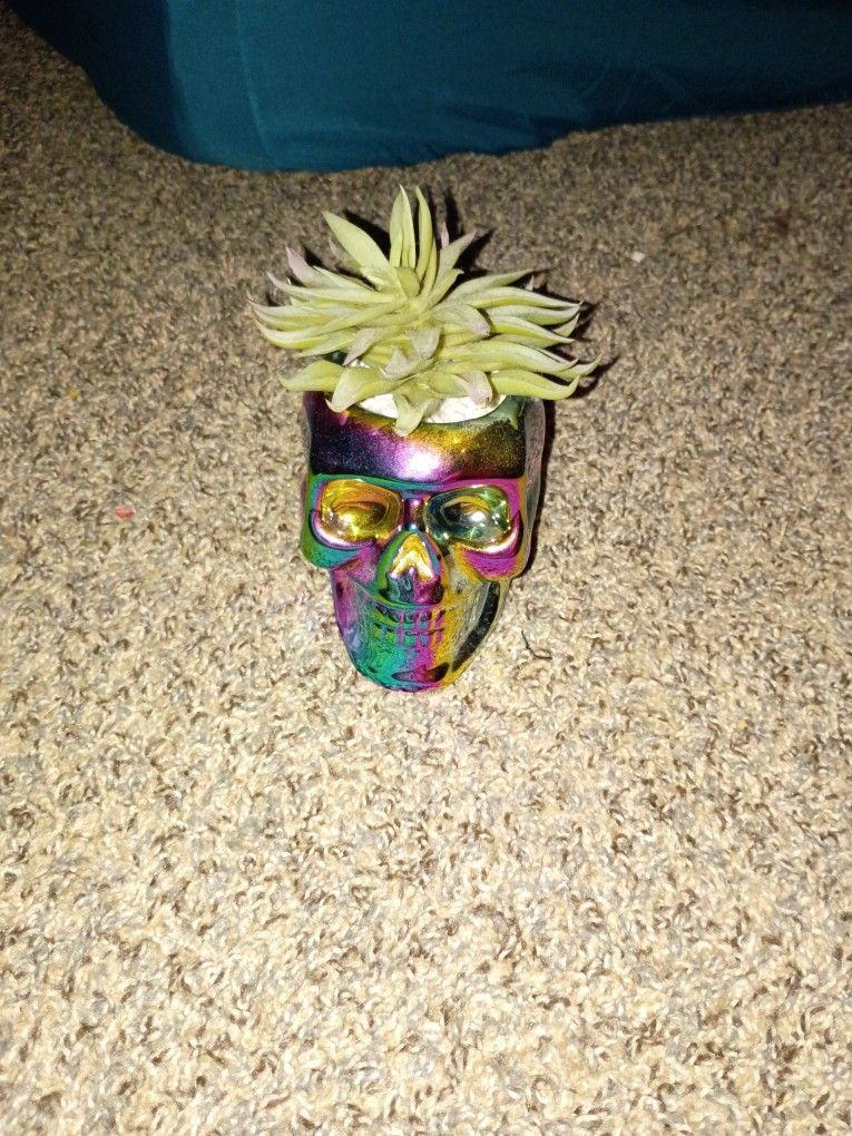 Holographic Skull Potted Fake Plant