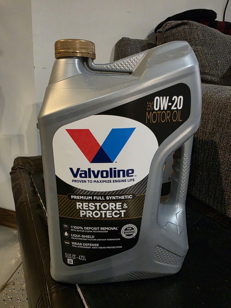 Valvoline  Premium Full Synthetic 0W-20 Motor Oil