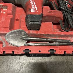 Milwaukee Rotary Hammer 