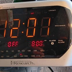Emerson Radio/Clock