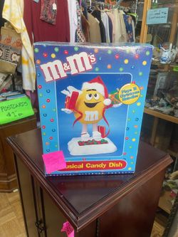 Vintage M&Ms Christmas candy dispenser dish with box