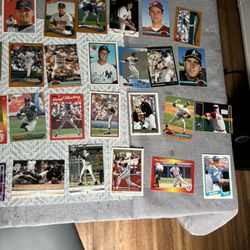Baseball Cards Set  0f 47 Assorted Vintage Great Condition 