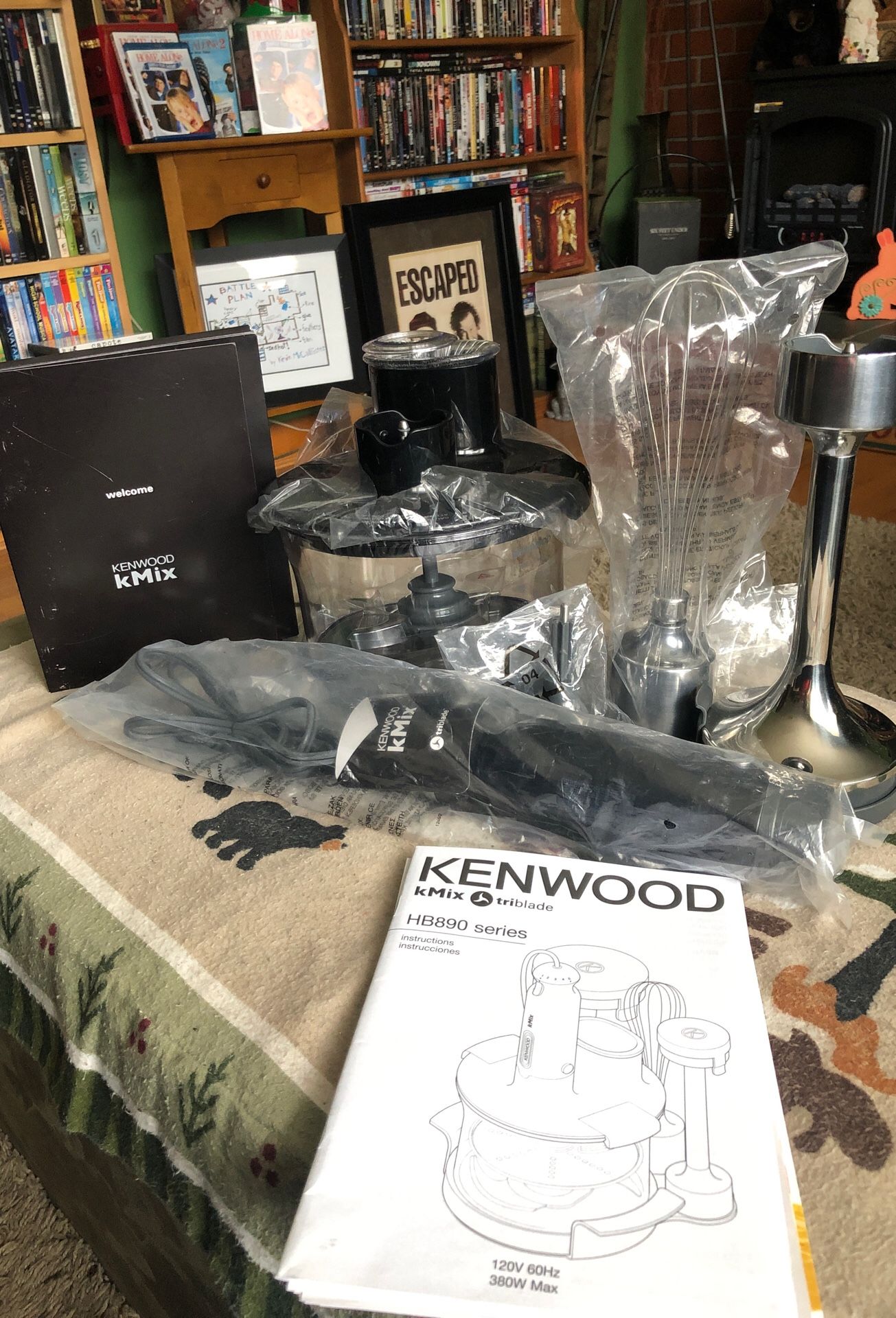Brand New ~ Kenwood KMix HB890 Mixer/Hand Blender!!