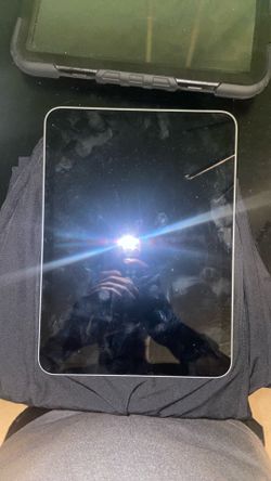 Apple iPad A16