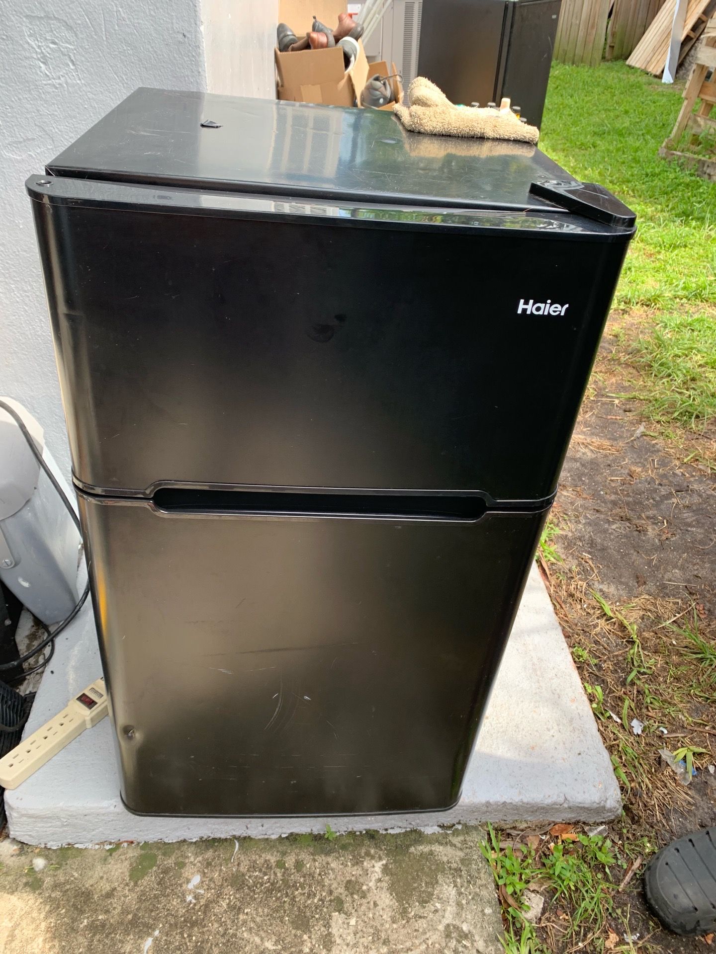 3 mini refrigerators 2 with separate freezer areas